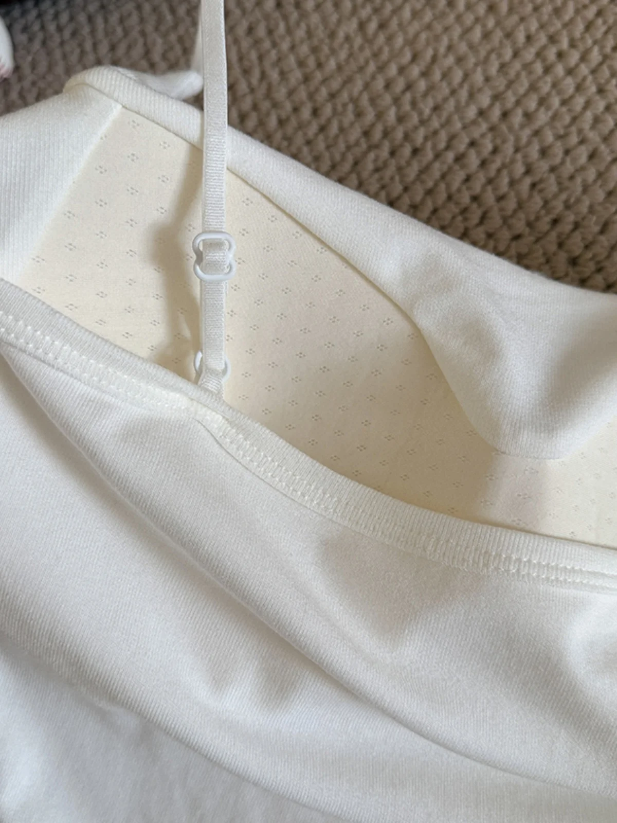 Csola sem mangas com decote em U de cor pura, top f sexy para usar por baixo, primavera 2025, estilo coreano, colet...