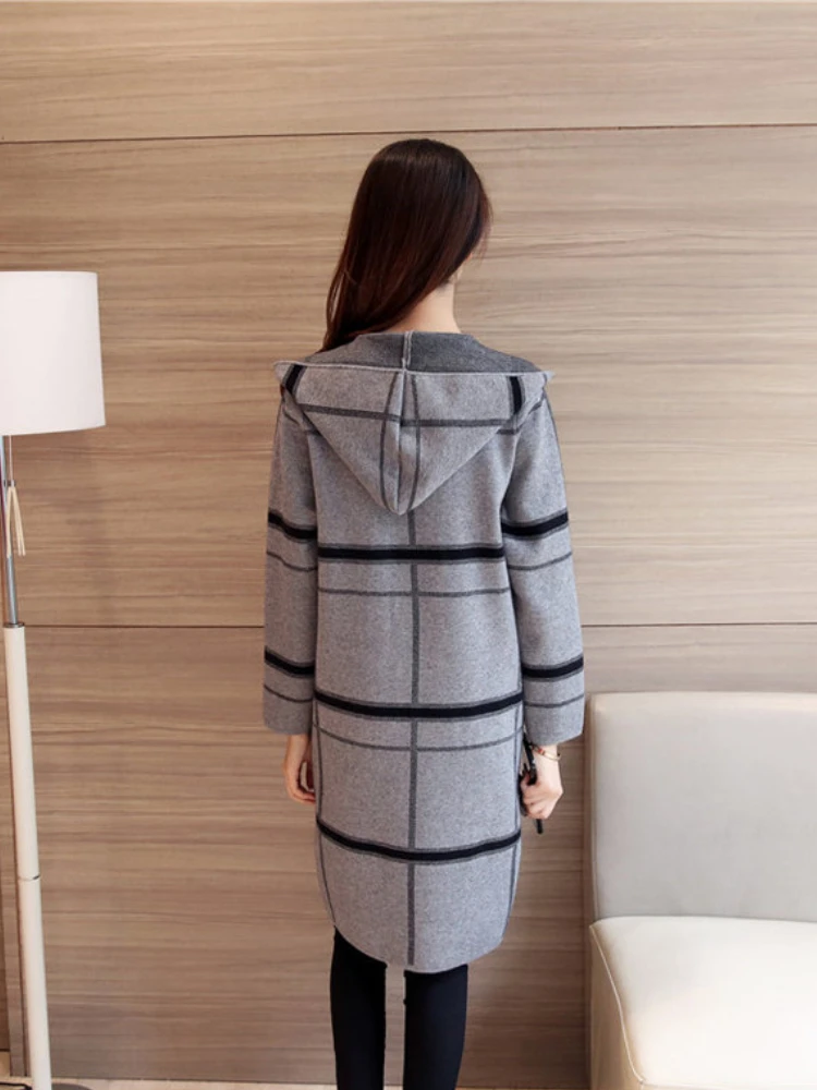 2024 Spring and Autumn New In Women Clothing Korean Fashion Casual Hooded Sweater Cardigan Loose Plaid Knitwear Coat Women