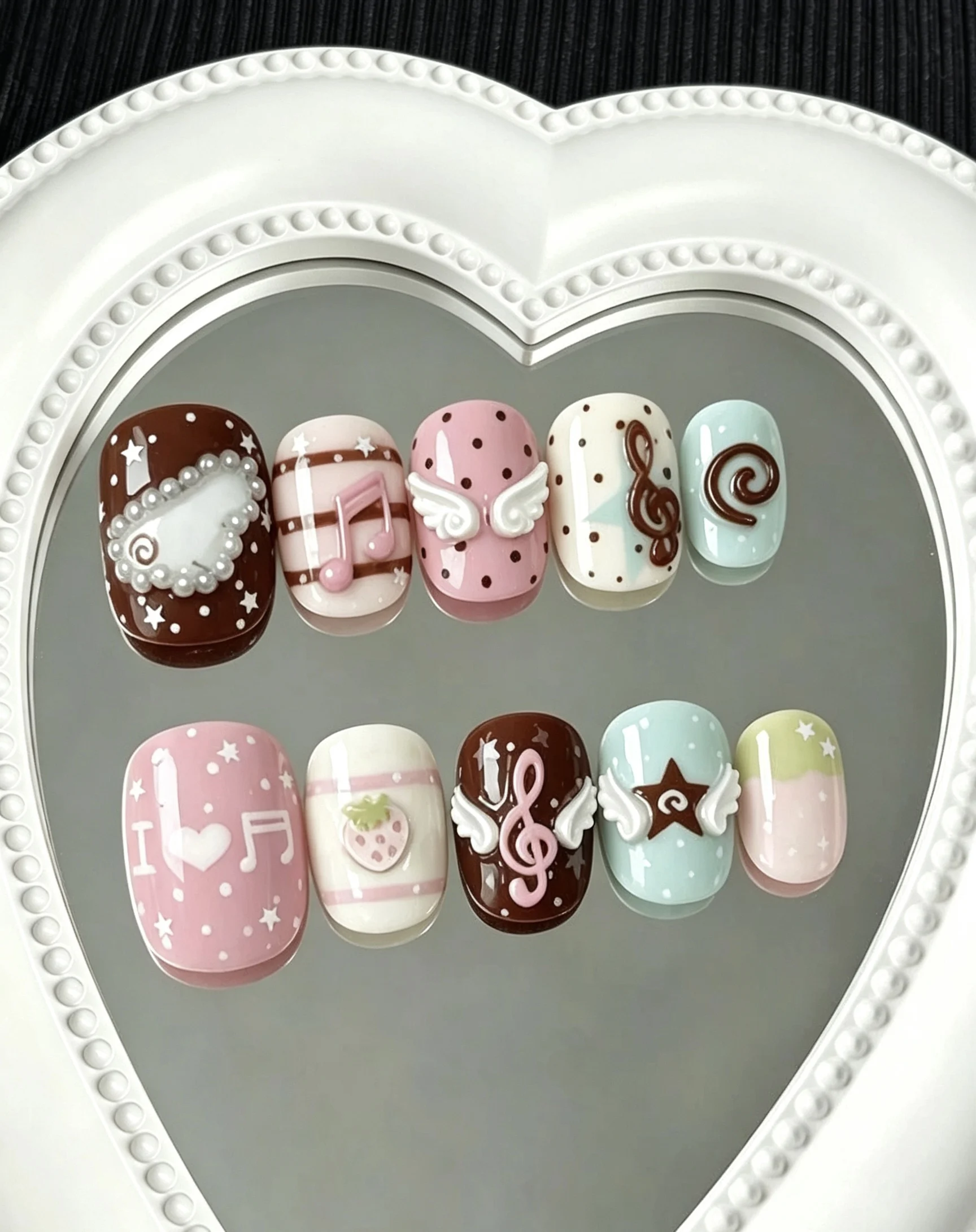 Cute Musical Nail Stickers, Short Square Oval Shape, Macaron Color Series, 3D Musical Notes, Wings, Strawberry Polka Dots, Stars, Retro Sweet Girl Style, Reusable Fake Nails
