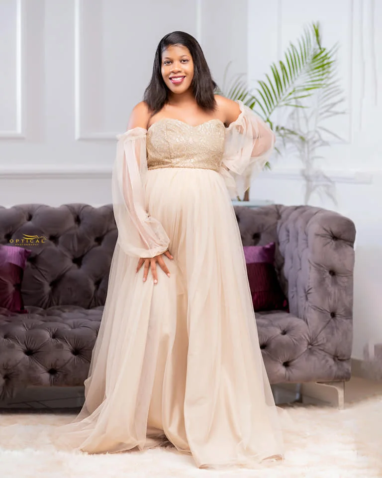 

Champagne A Line Maternity Gowns for Pregnant Women Off Shoulder Long Sleeves Photoshoot Gowns Sexy Lace Babyshower Dresses