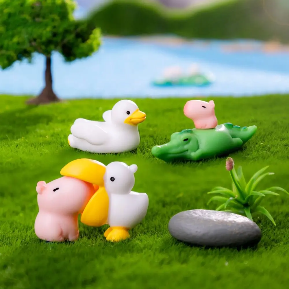 Gift Resin Cartoon Capybara Statue Pink Accessories Miniature Capybara Figurines Bonsai DIY Mini Animals Figurine Party Festival