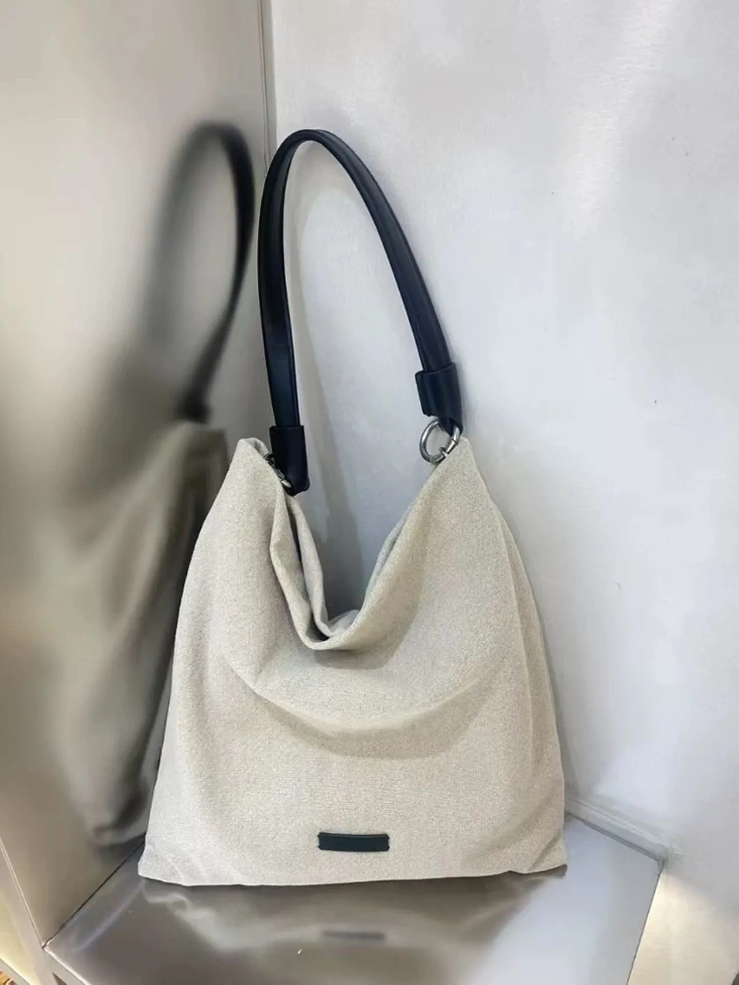 

Denim Lightweight for Women Large Capacity Versatile Canvas Casual Tote Bag 2025 New Single Shoulder Women's Bucket Bags