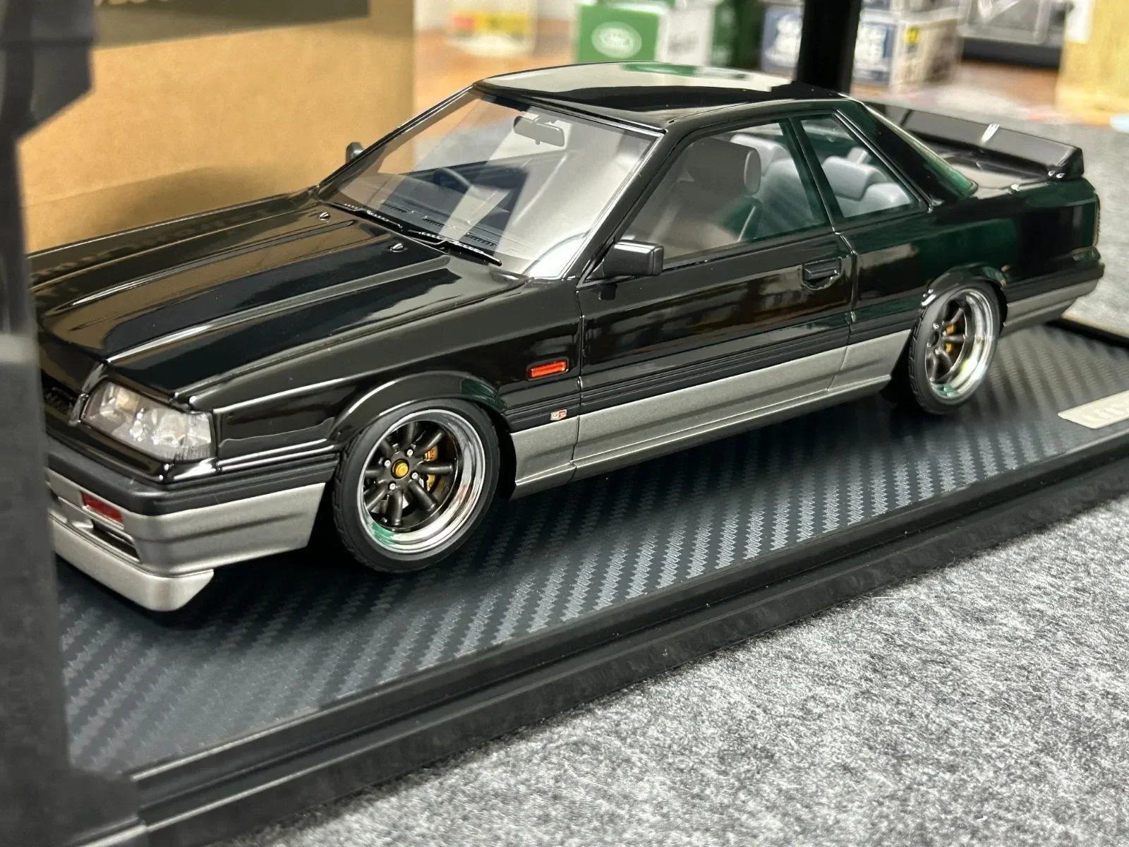 

IG 1/18 Skyline GTS-R (R31) Skyline Black Ignition Model IG3510