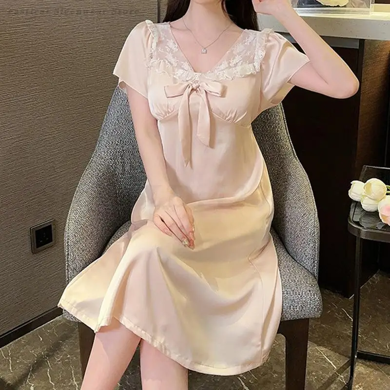 

Silky Satin Nightdress Women Sleepwear Nightgown Lace V-Neck Intimate Lingerie Sexy Nightwear Sleep Dress Sweet Home Clothes
