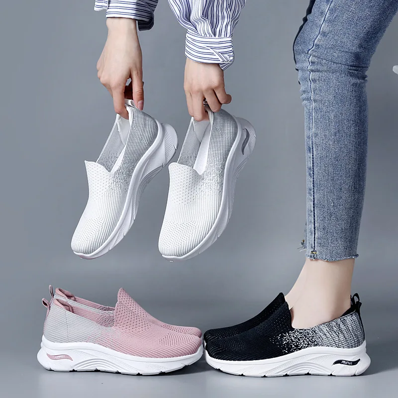 Chaussures de Course Respirantes en Maille Confortables à Semelle Souple, Baskets Décontractées pour Femme, Nouvelle Mode d'Été 2024