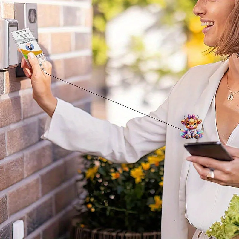 귀여운 하이랜드 소 배지 홀더 - 간호사, 교사, 사무직을 위한 2D 아크릴 ID 클립.