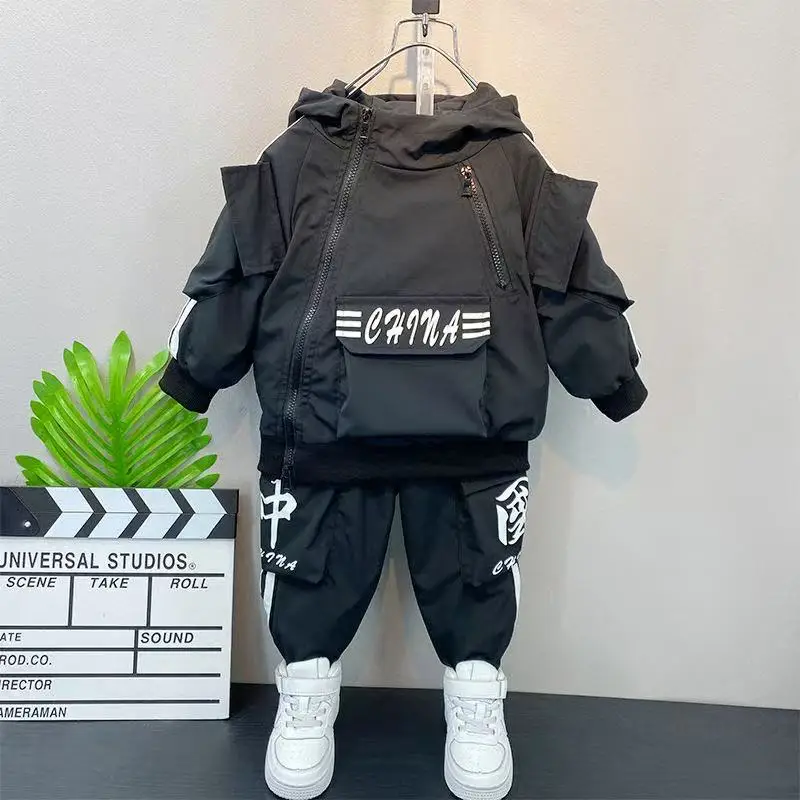 

Boys' Spring and Autumn Set 2026 New Handsome Children's Hooded Casual Plush Thick Coat+Pants Two-piece Set 90-150CM
