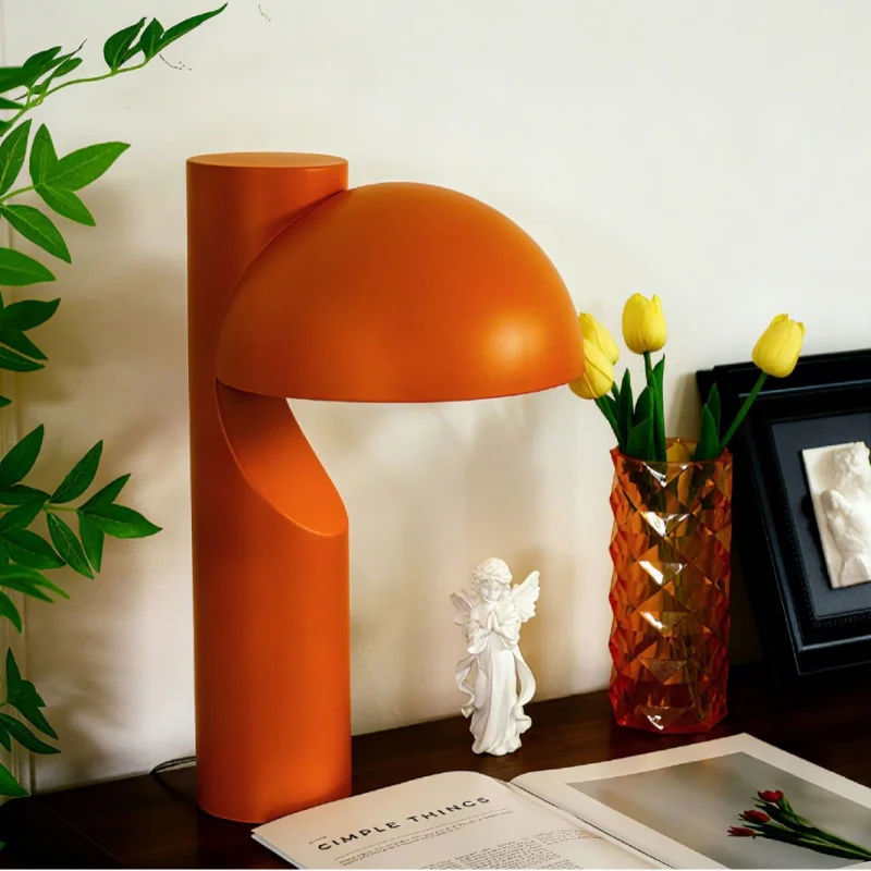 

Simple art Nordic creative desk lamp bedroom headlamp living room atmosphere decorative