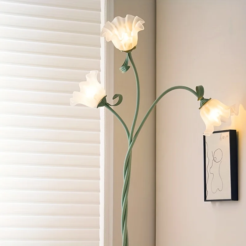 Vintage American Style Garden Floor Lamp - Stylish & Atmospheric Unique Flower Design Decorates Your Bedroom Creates a Cozy Mood