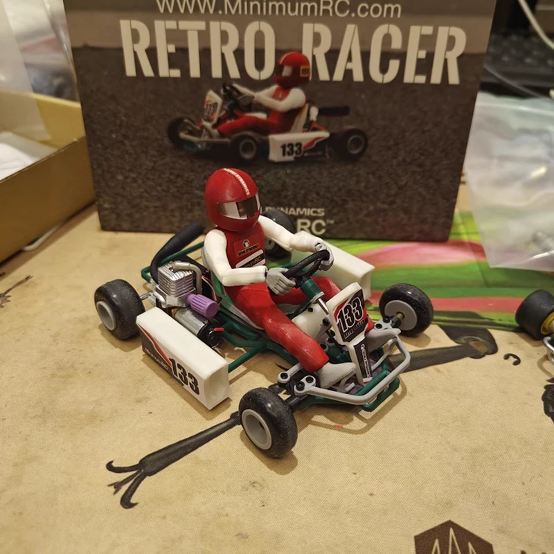 

Минимальный RC Sengi Kart-80/Retro Racer с микромасштабным радиоуправляемым автомобилем Go Kart в комплекте один включает все