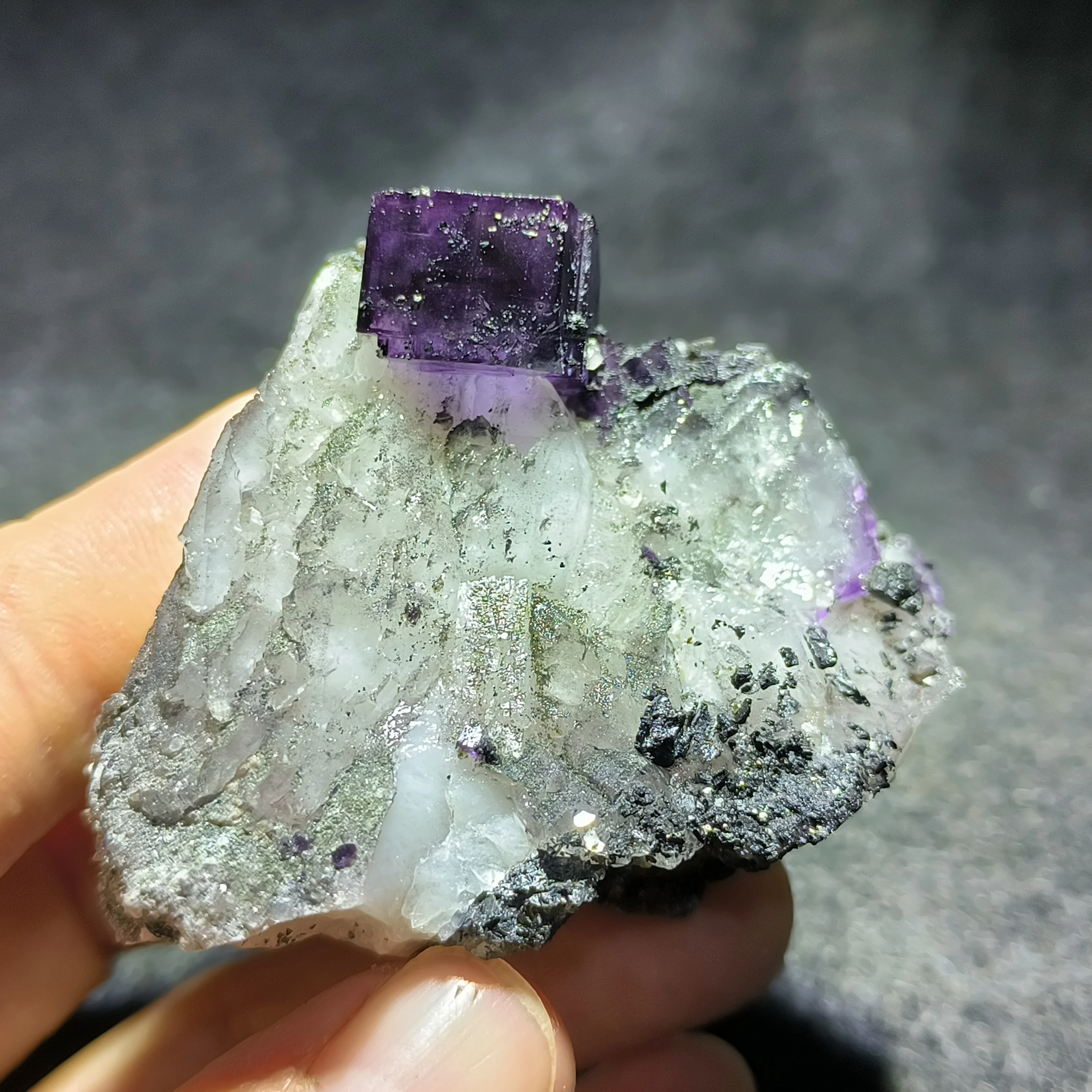 95g100% Natural Purple Fluorite and Black Tungsten Crystal Coexisting Mineral Specimen Healing Energy Quartz Home Decoration