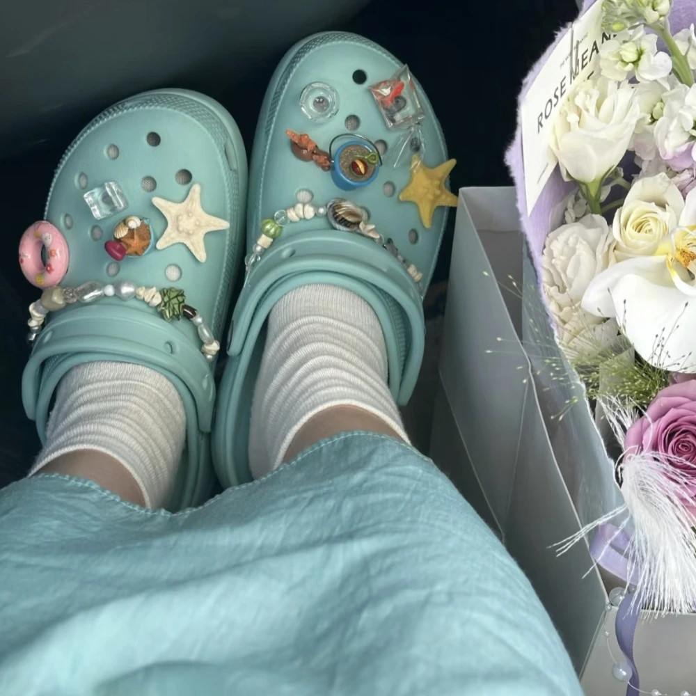 Designer luxury Shoe woman charms accessories y2k Glass Blue Shoes Flower Shoe Buckle DIY Decorative Summer Beach Starfish