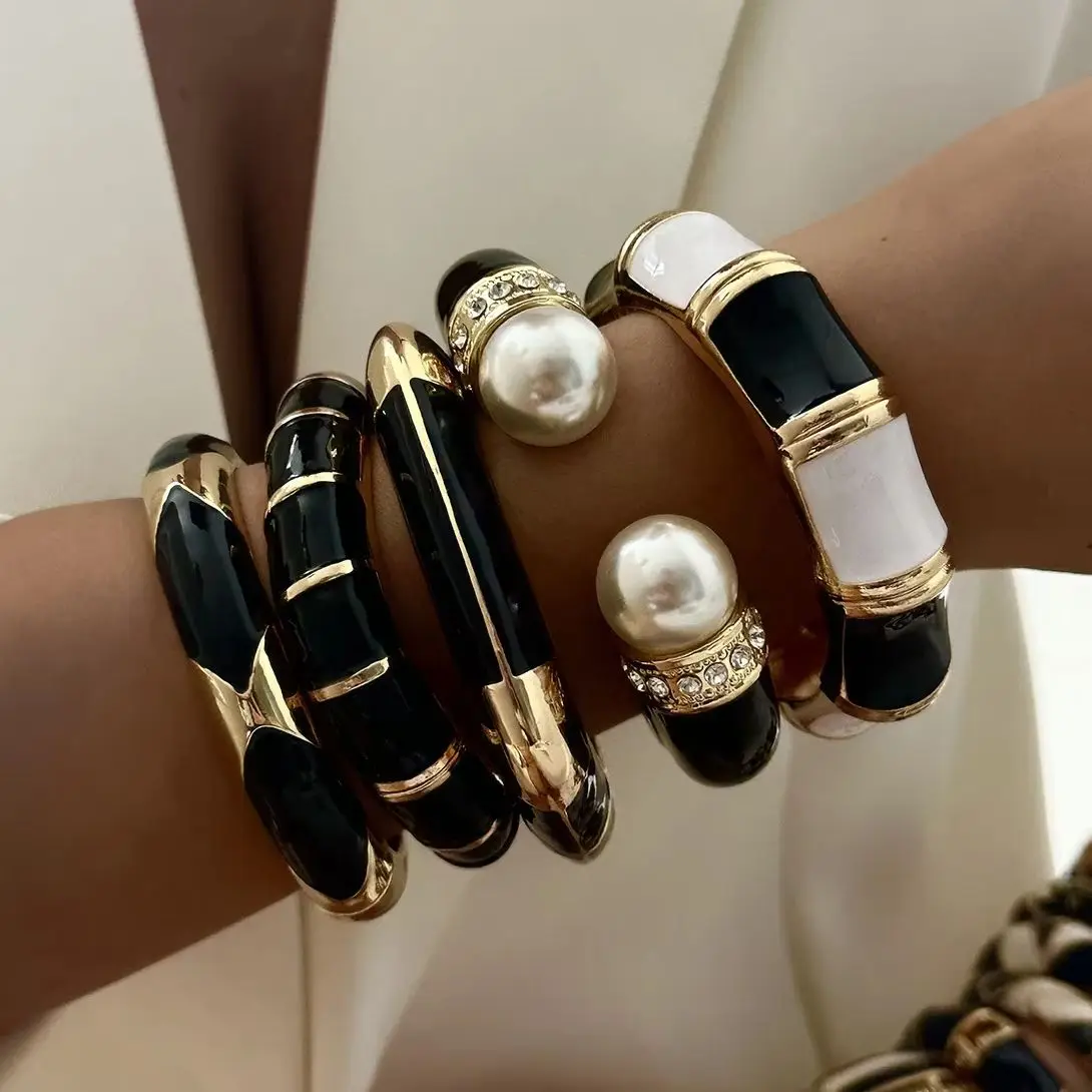 Hip Hop Geometric Heavy Gold Color Metal Wide Bracelet for Women Men Vintage Black Series Enamel Cuff Bangle Party Jewelry