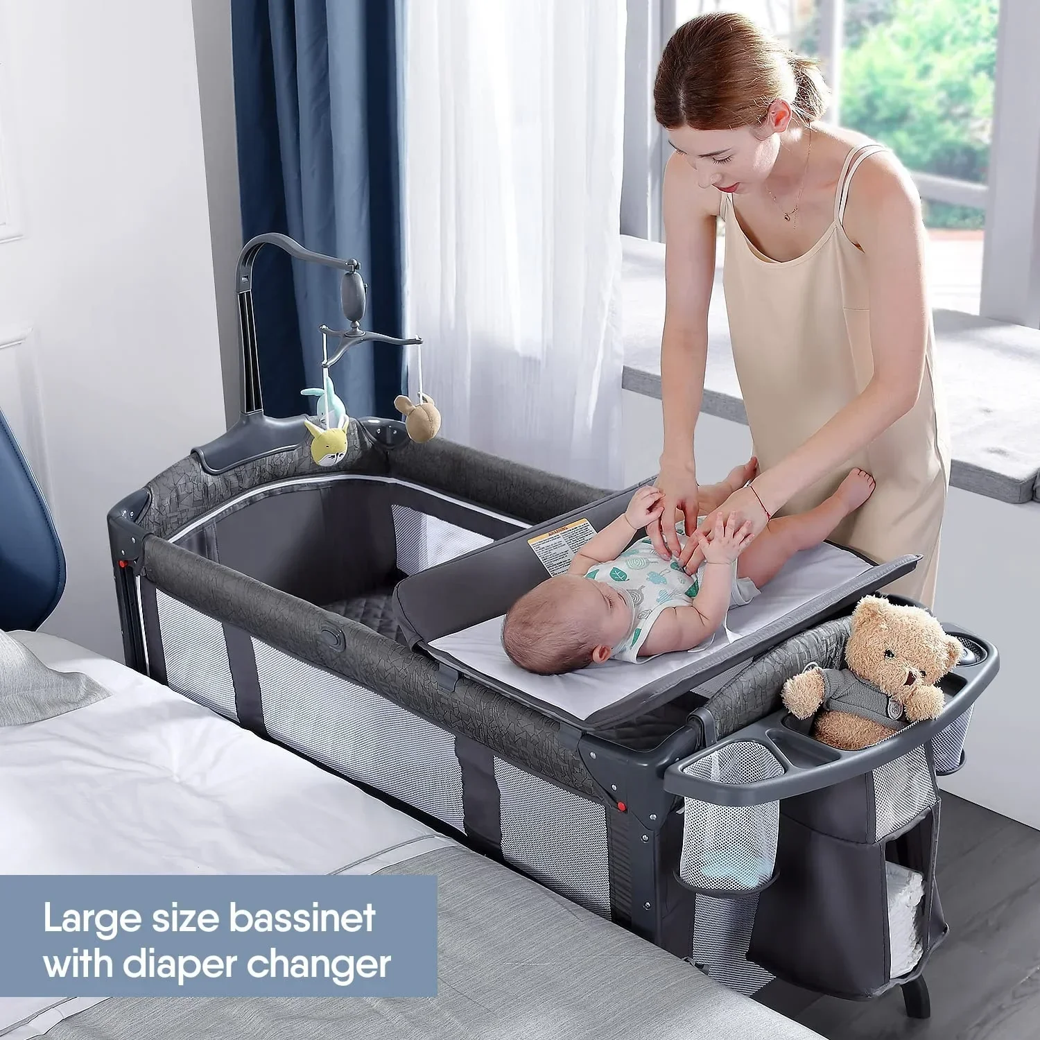 2023 Hot selling style can be OEM adjustable baby travel folding bed bedside bed crib side bed with wheels and diaper table