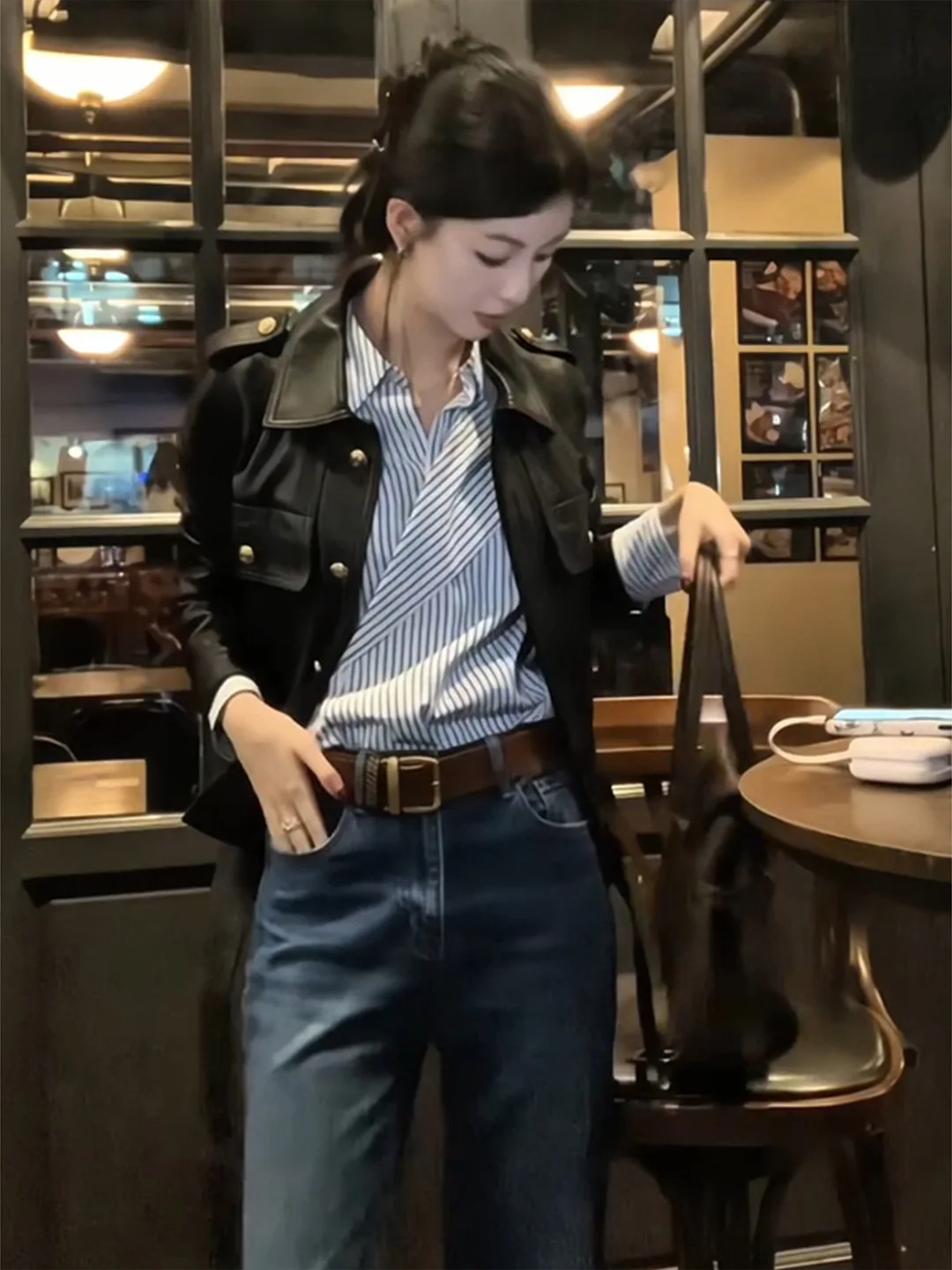 クラシックなオルトブラレザーのジャケット、女性用ファッショナブルな小さなフリップカラージャケットコート、通勤用、スタンドフィット、秋の新作...