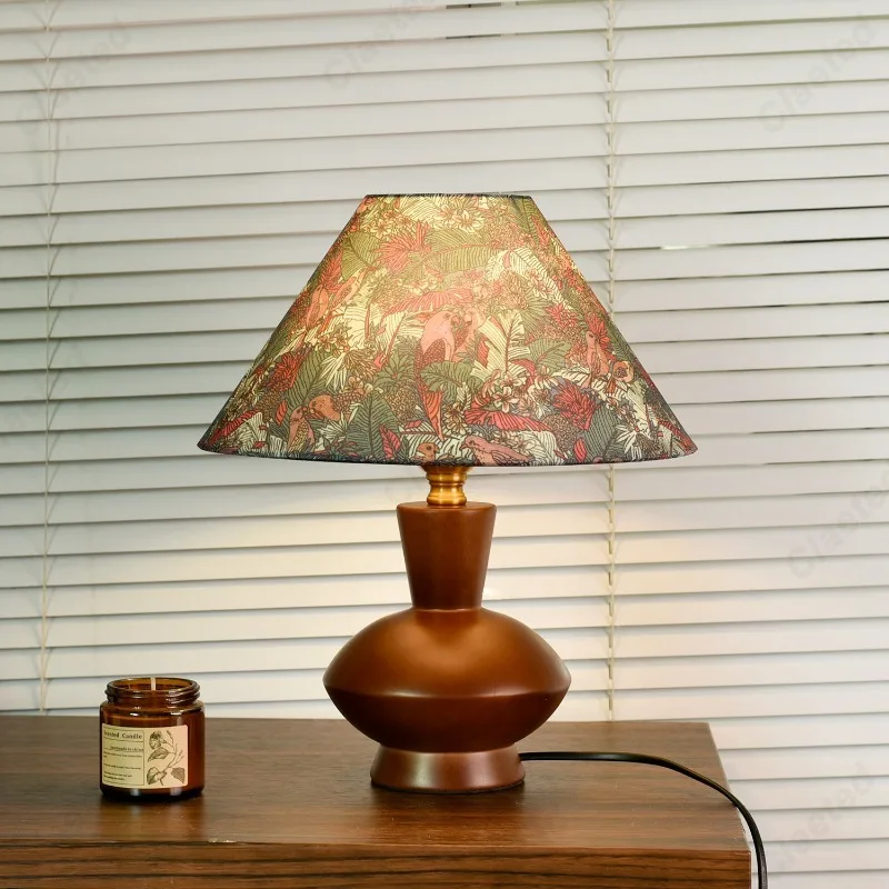 Creative New LED Printing Lampshade Retro Table Lamp Living Room Study Bedroom Bedside Decorative Atmosphere Lighting
