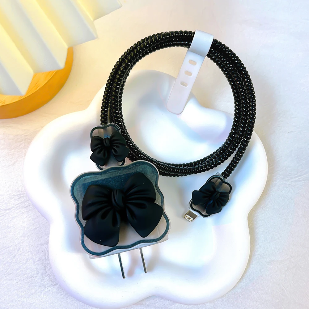 3D Tulp Flower Wave Edge Charger Beschermhoes Geschikt voor iPhone-modellen 12 13 14 15 Ondersteunt 18W 20W snellaadkabel