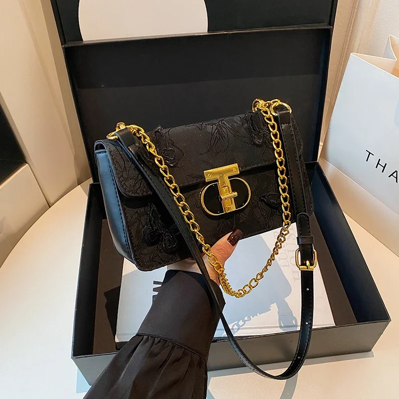 

Trendy Square Satchel Handbag - Vintage-Inspired Leather Tote With Luxury Details And Spacious Party-Ready Design