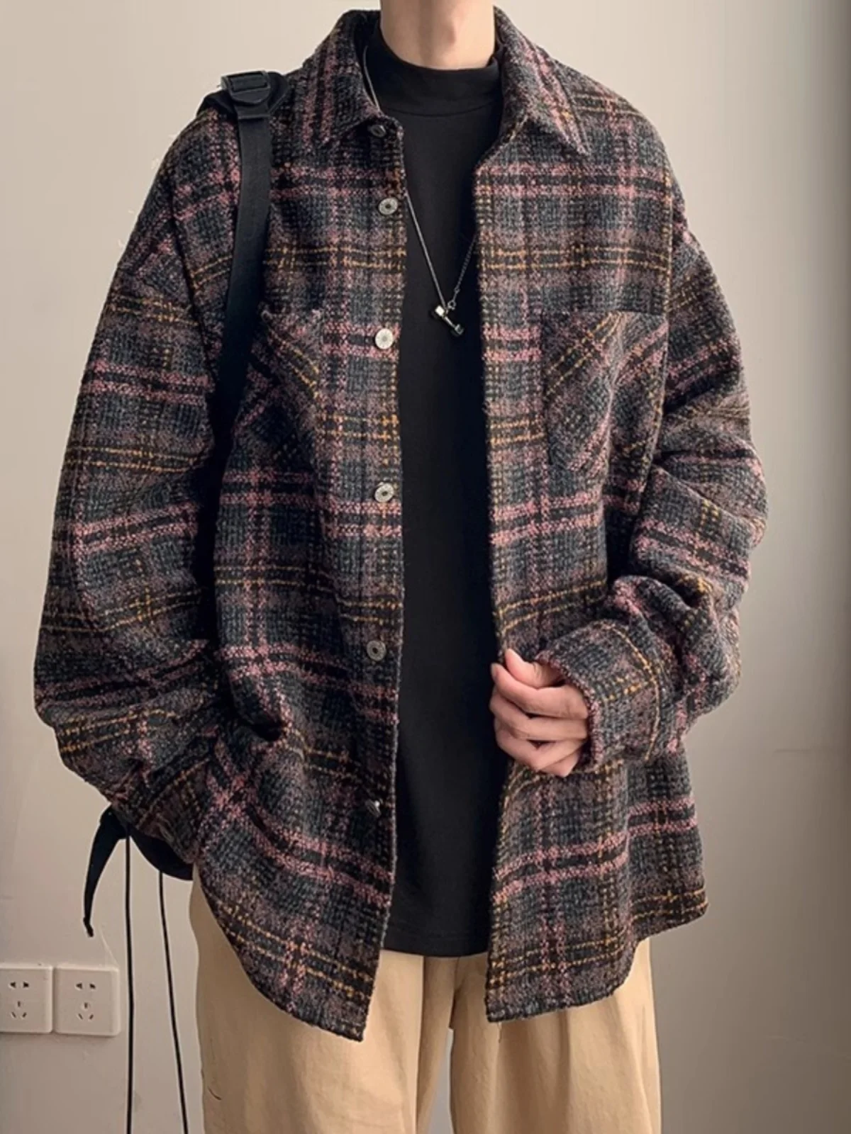 

Мужское шерстяное пальто в стиле барокко, весенне-осеннее клетчатое фланелевое пальто премиум-класса, свободная посадка, молодежная трендовая устойчивая раковина