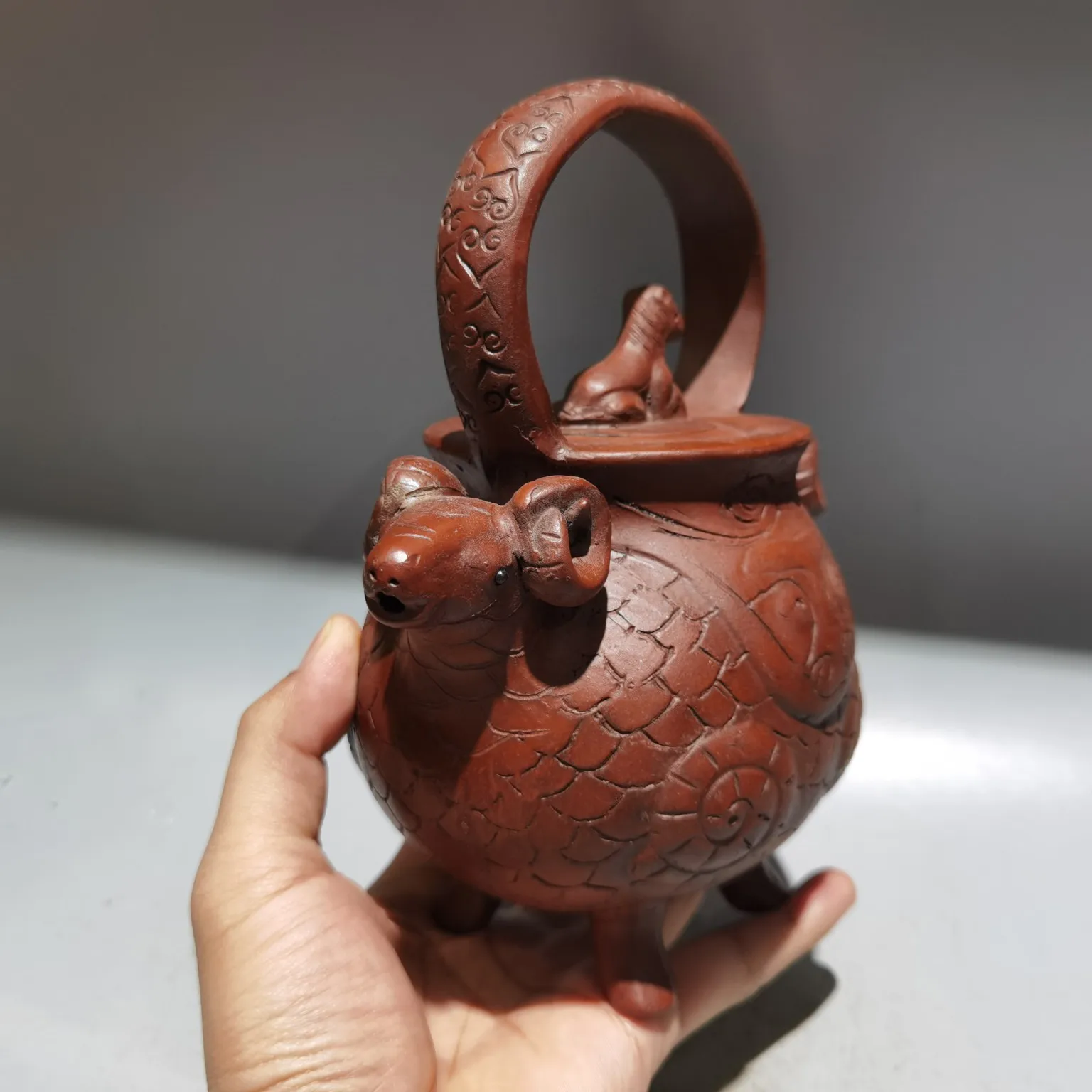 Old Yixing Purple Clay Pot Goat Head Ear Pot Horse statue cover Four legged pot Teapot Flagon Tea Maker Amass wealth