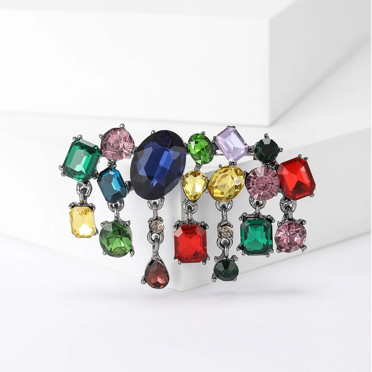 

Ladies Exaggerated Colorful Crystal Brooch Temperament Everything Suit Accessories Party Jewelry Accessories