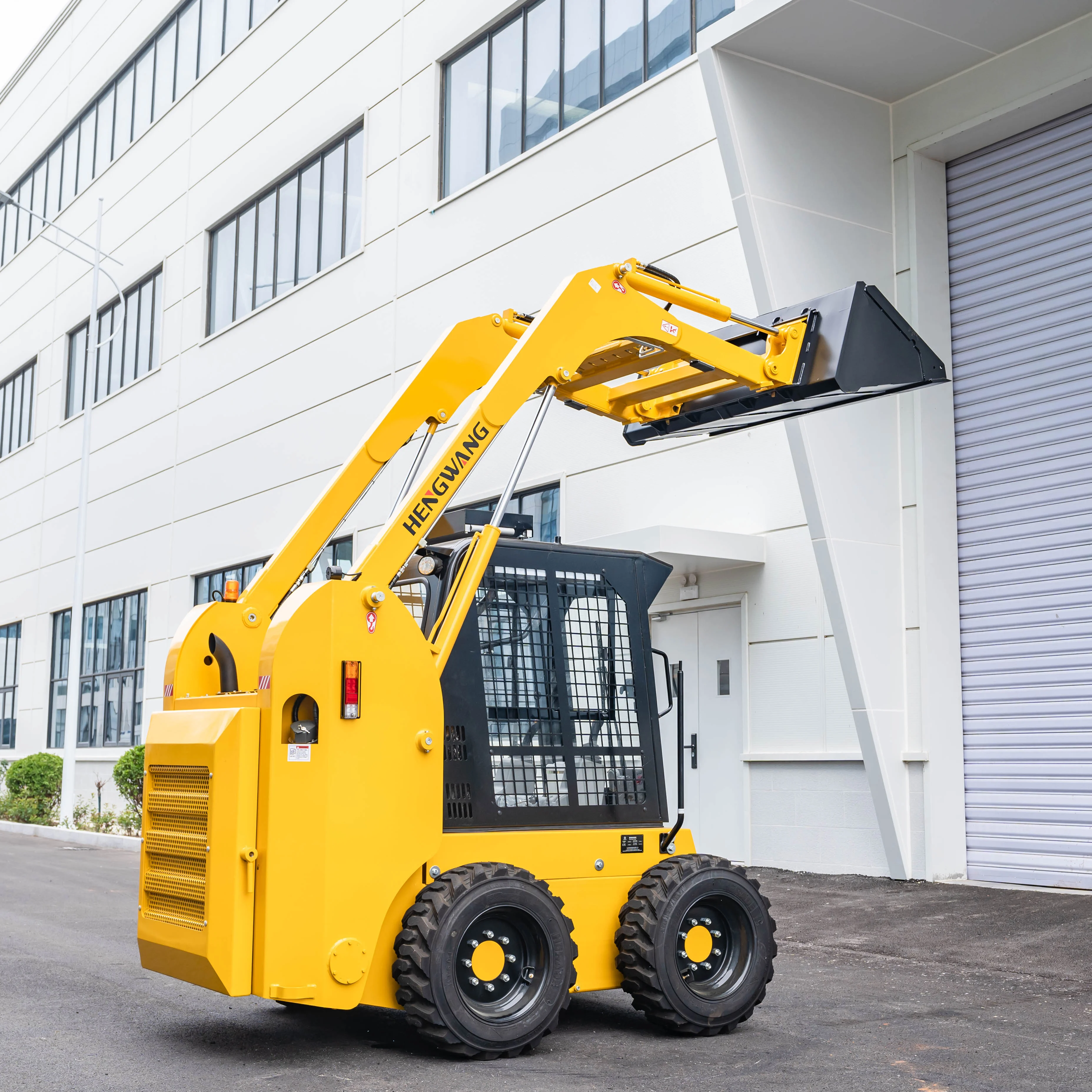 JC45 Mini Skid Steer Loader 1 ton 2 ton 3 ton Compact 4x4 Small Wheel Loader 700kg Rated Load for Construction Farm Landscaping