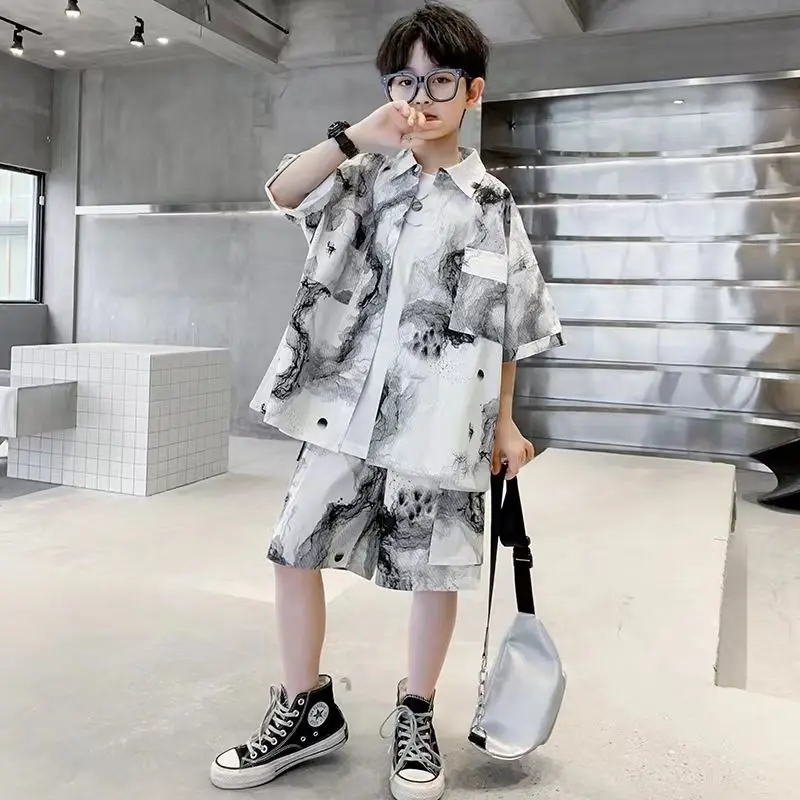 

Young Boys' Summer Sets Two Pieces Shirts Loose Shorts Ink Printing Elastic Waist Turndown Collar Causal Fashion 5-12 Years Old