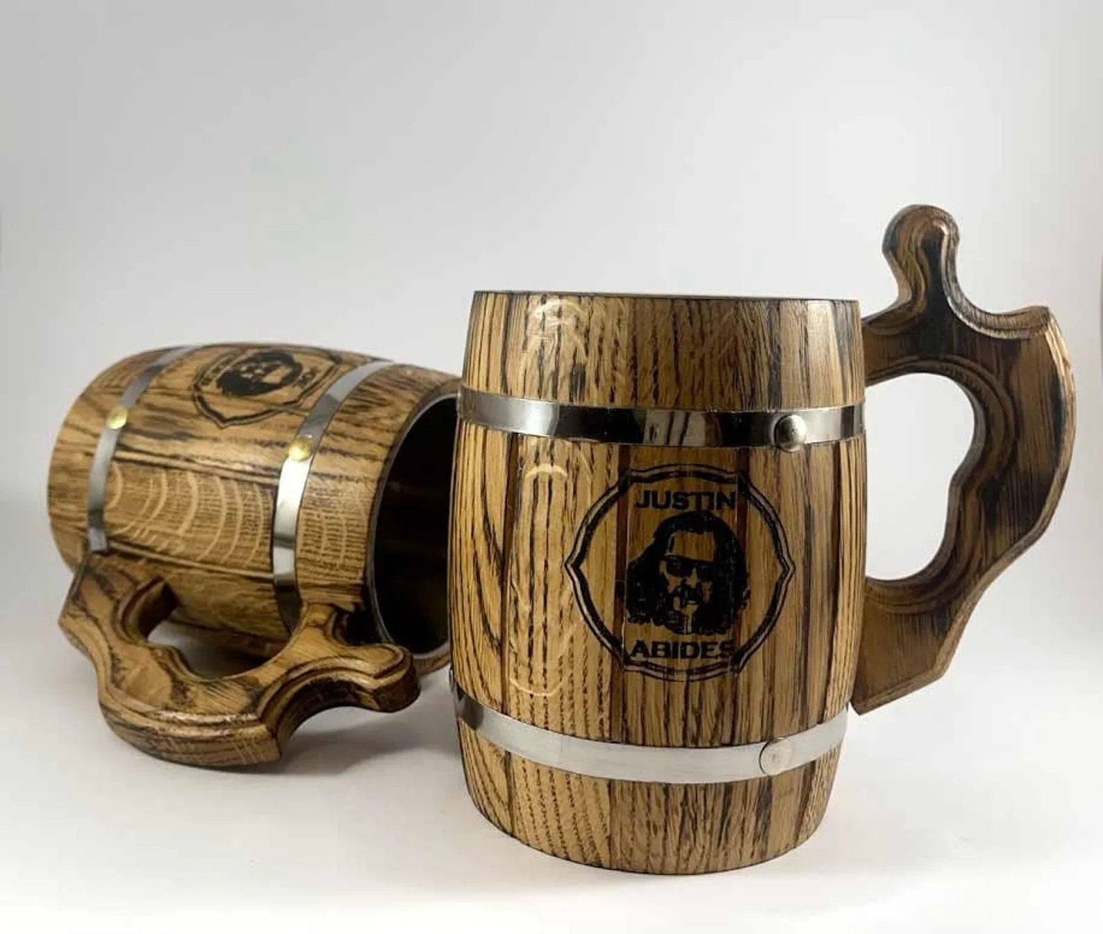 Hot selling ceramic beer mugs with handles, real oak and stainless steel for vintage Halloween Christmas and New Year gifts