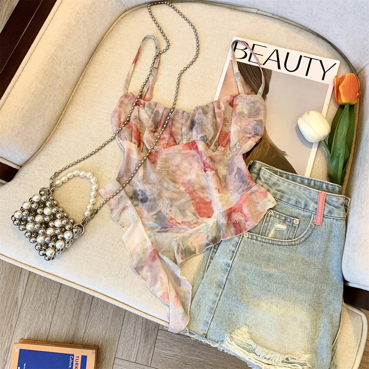 2026 جديد الصيف التعادل مصبوغ مطبوعة المرقعة الكشكشة غير النظامية سترة بلا أكمام شبكة عارية الذراعين سترة الحمالة