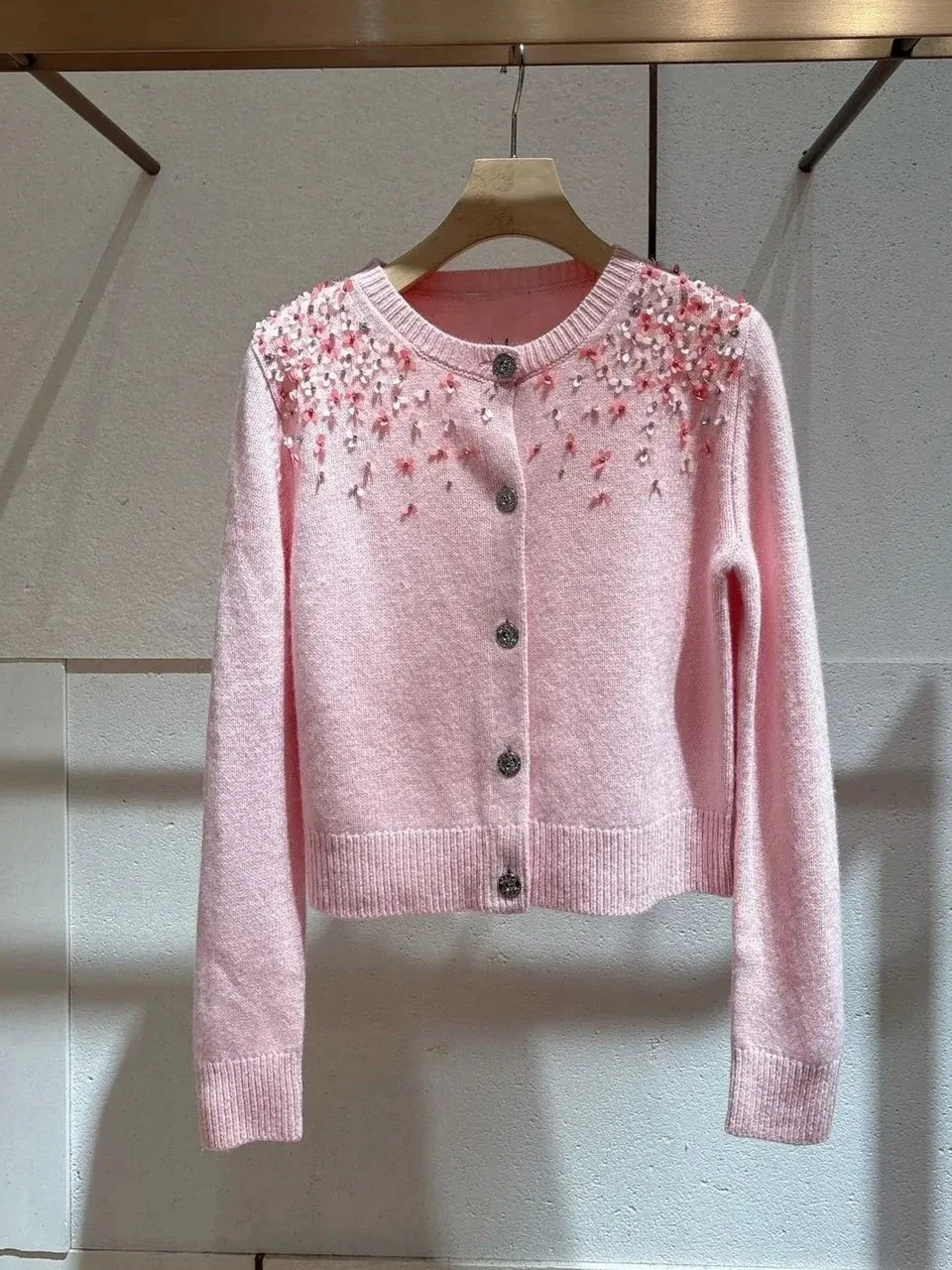 Ele ort Sve Suéter de punto para mujer Slim Fit redondo Ne Glitter Top Versión de gama alta Euro Sle Heavy Du Sweet Sof...