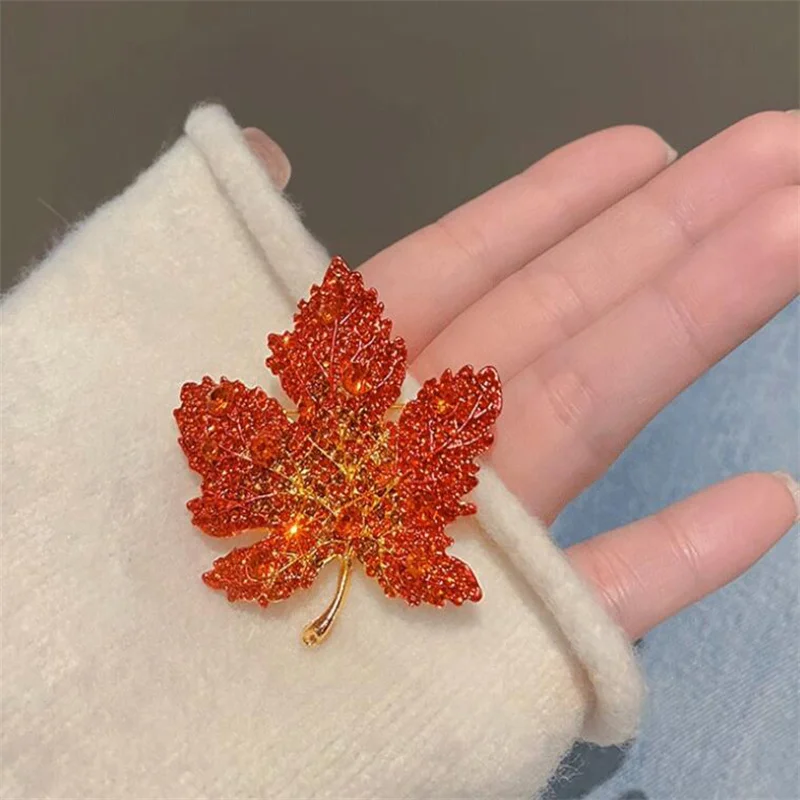 Rinhoo Crystal Double Red Maple Leaves Brooches Plant Brooch For Women Pearl Leaf Buckle Pins Badge Jewelry Gift