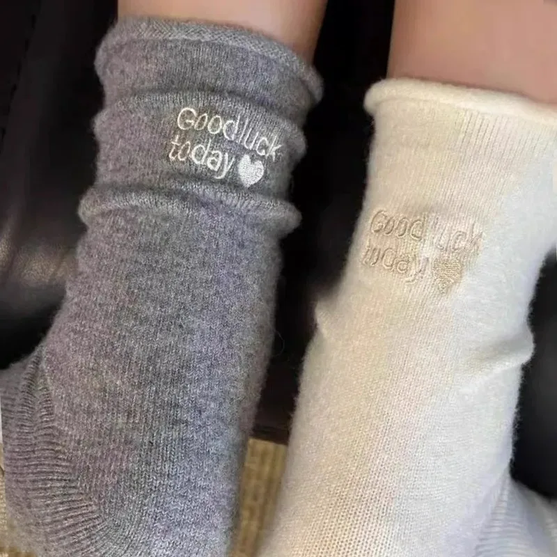 

1/2Pairs Thicken Rolled-edge Socks Autumn Winter Letter Embroidery Mid-tube Stockings White Gray Casual Socks Comfortable Socks