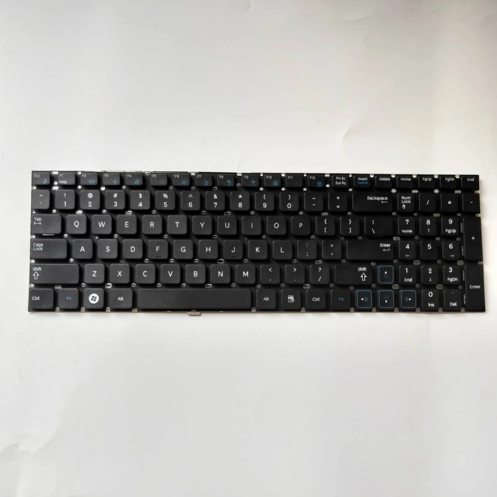 

RU US for Samsung NP-RV520 RV515 RV518 RC510 RV511 RC510 RC520 RC512 E3511 RV509 RV513 Laptop Keyboard