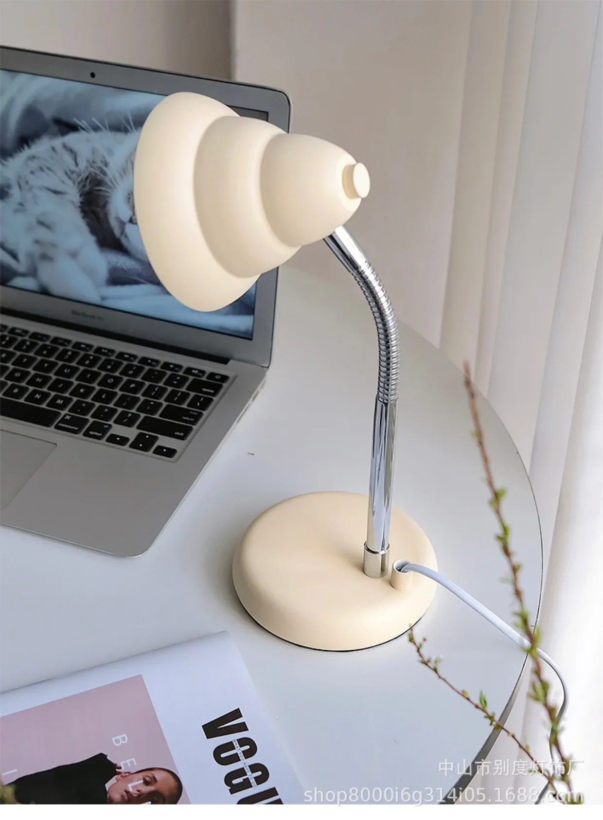 Denmark Nieuw Ontwerp Bauhaus Antiek Glas Bureaulamp Bureau Slaapkamer Led Leeslamp