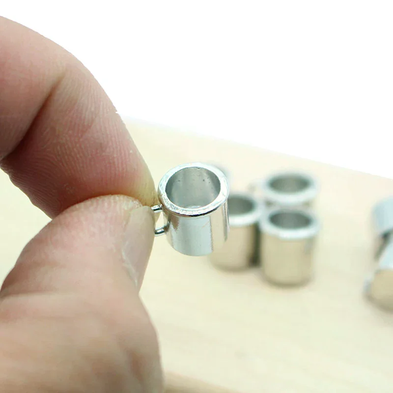 2 個ドールハウスミニチュアシミュレーション合金カップモデル家具アクセサリードールハウスの装飾子供のふり遊びおもちゃ