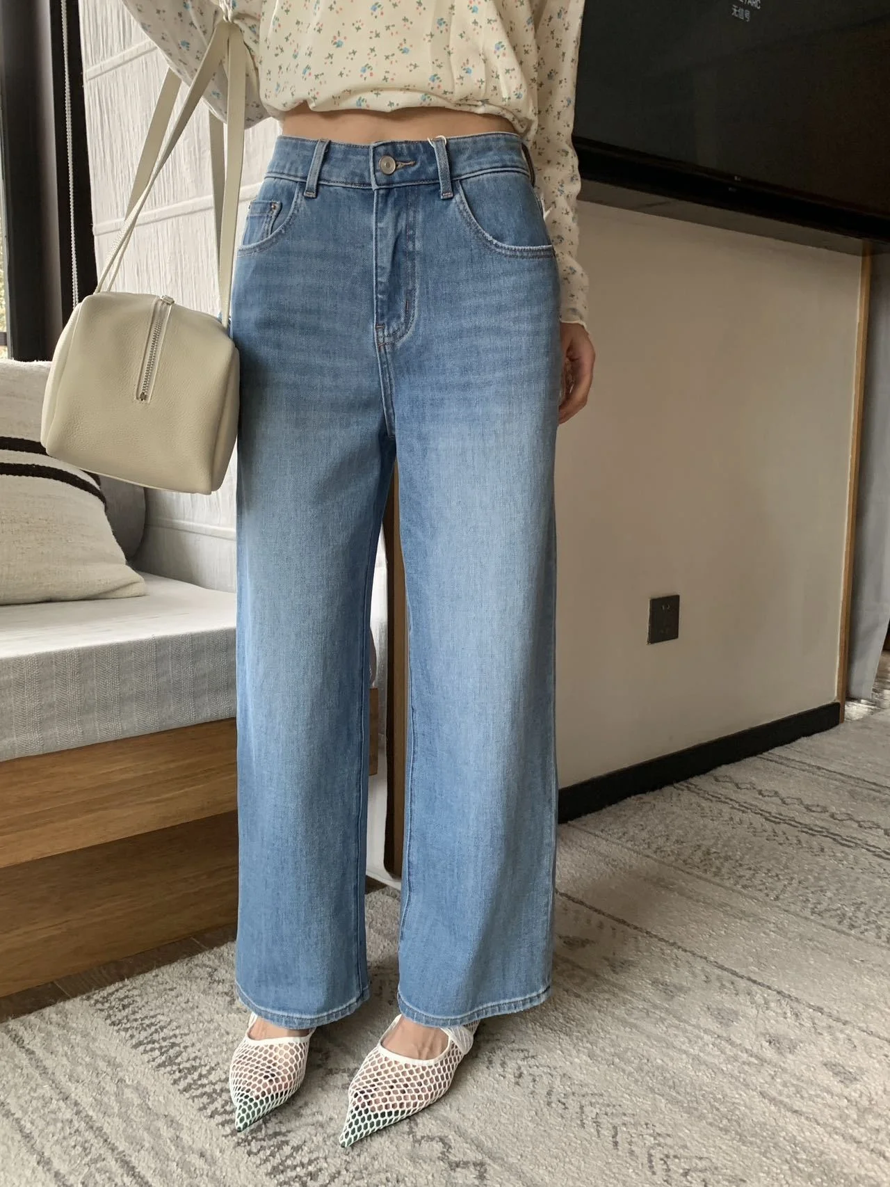 

Женские прямые джинсы Lilian с высокой талией, повседневные, эластичные в четырех направлениях, универсальные, стройнящие, синие, из денима, с высокой эластичностью, весенняя коллекция