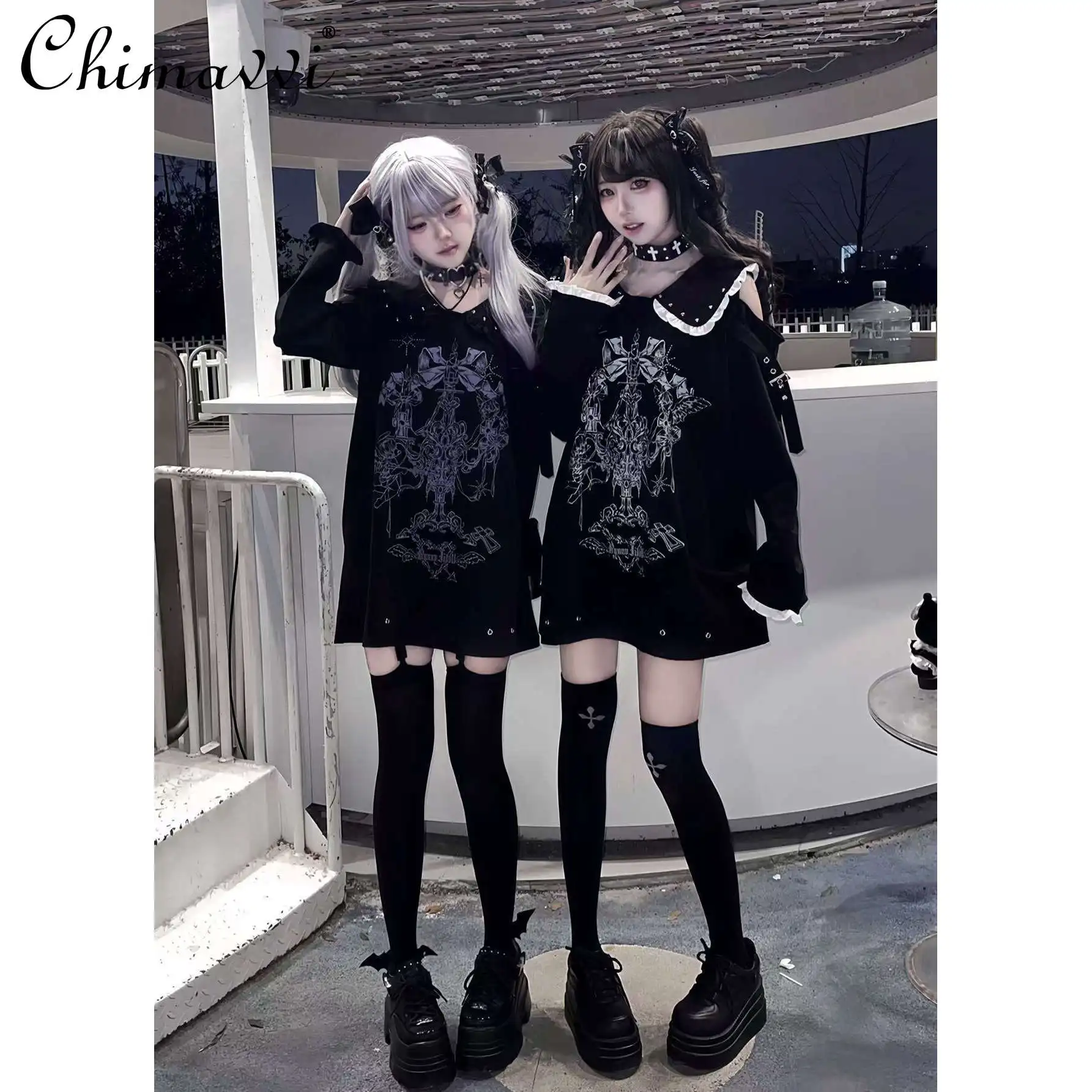 

Original Japanese Subculture Lace Dark Loose Sleeve Rivet Off-Shoulder Long T-Shirt Spring New Gothic Punk Dark Girl Y2K Top