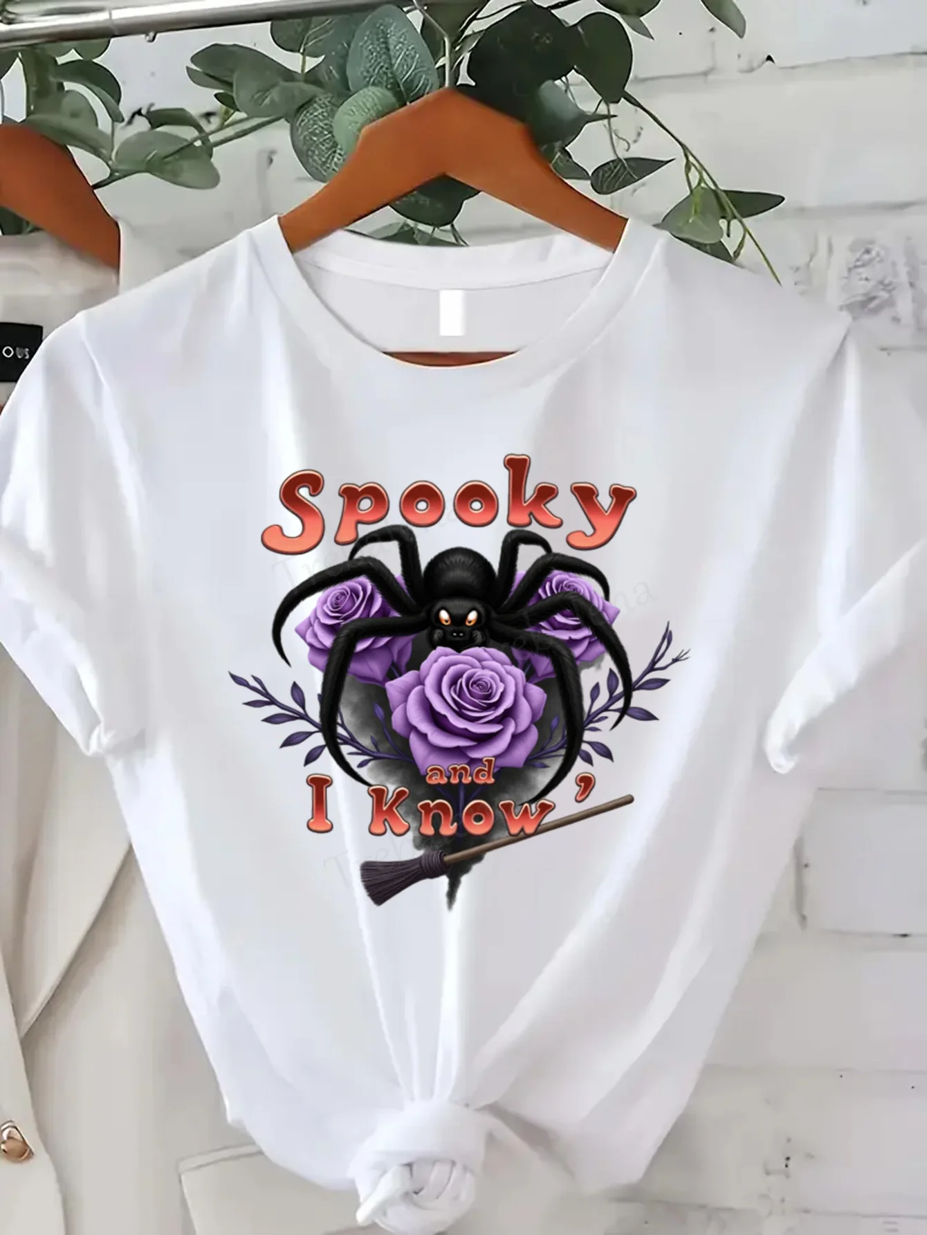 

Round Neck T-shirt Spooky Spider Purple Roses Halloween T-Shirt Women Plus Size Short Sleeve Tee Fashion Casual Top