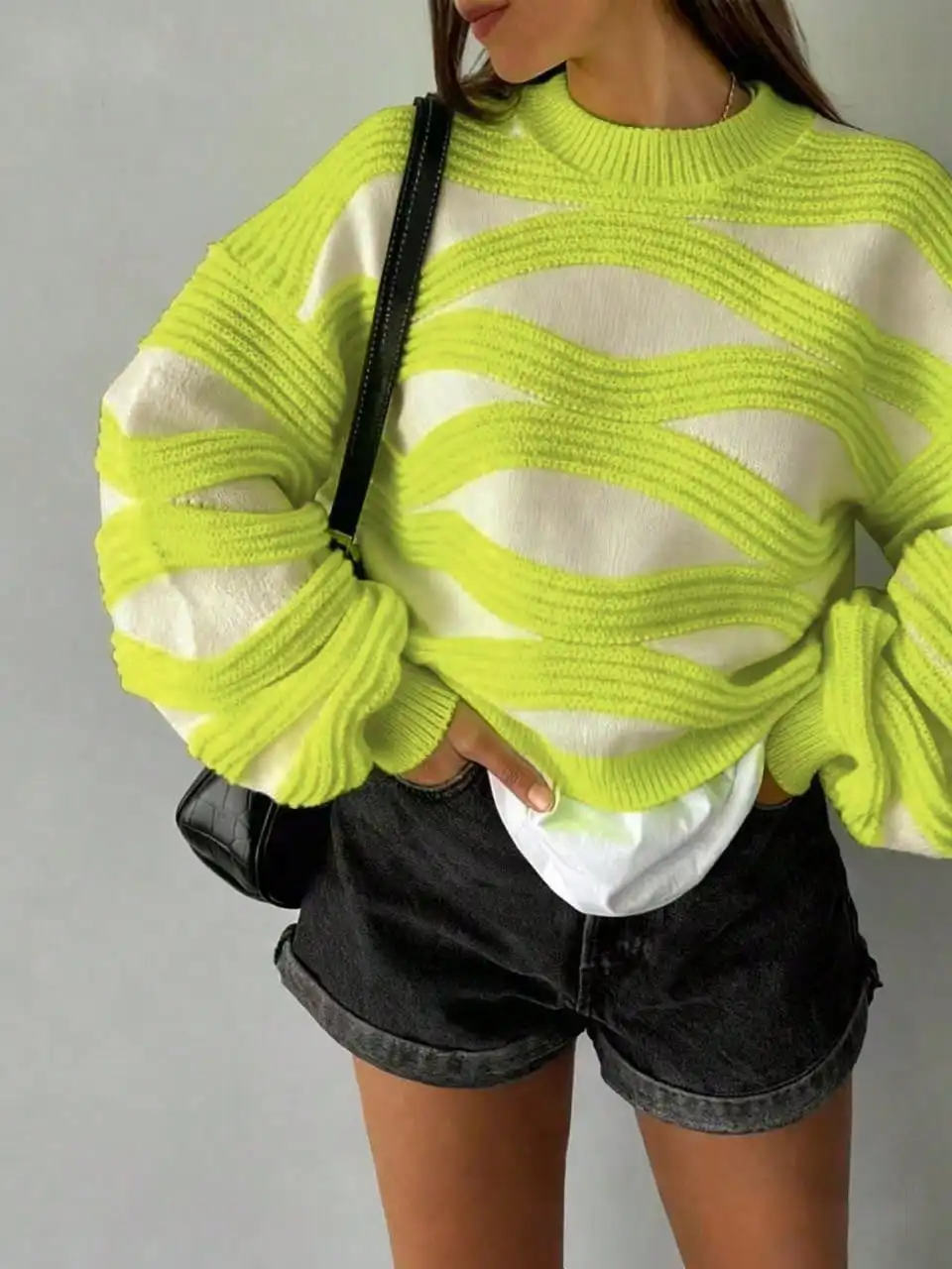 

Women's Black Round Neck Wavy Striped Contrast Color Long Sleeve Knit Sweater, Fashionable Loose Fit Comfortable, Lantern