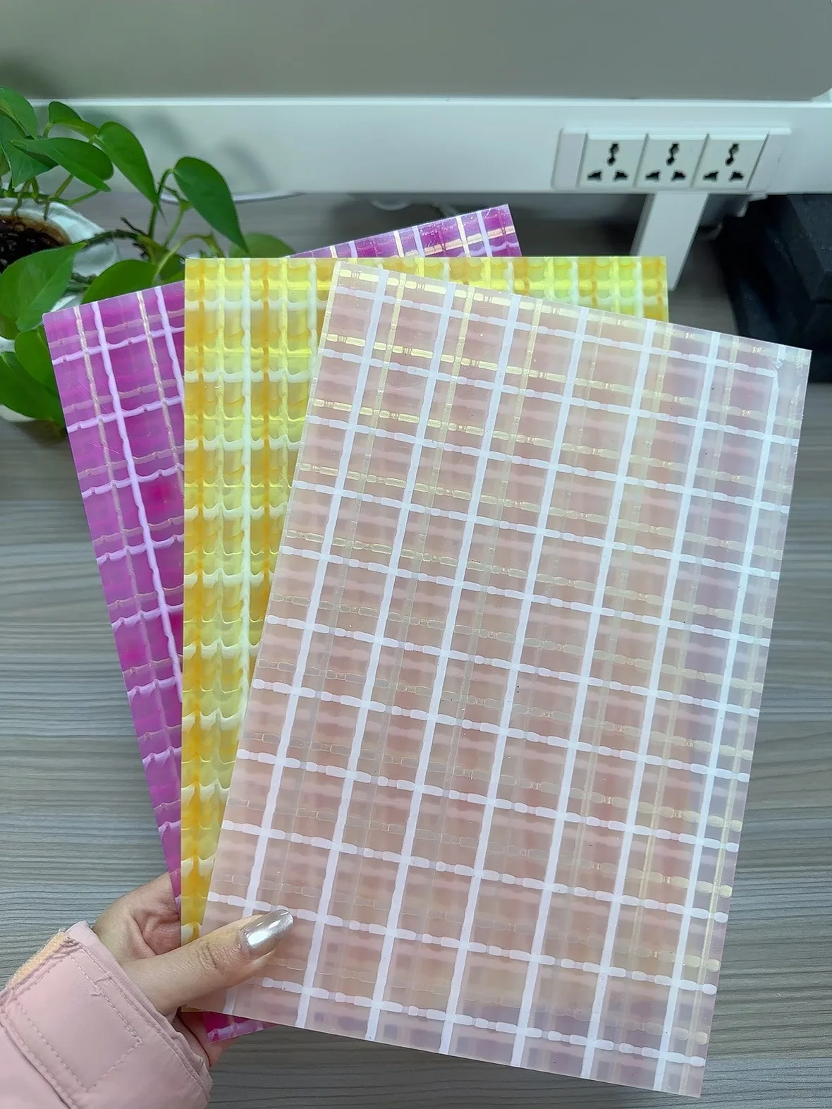 Acrylic Sheet for Home Decoration Jewelry Crafts Material 3MM Thickness Grid Color Line Multicolor 3 Pcs Set 12*8 inch