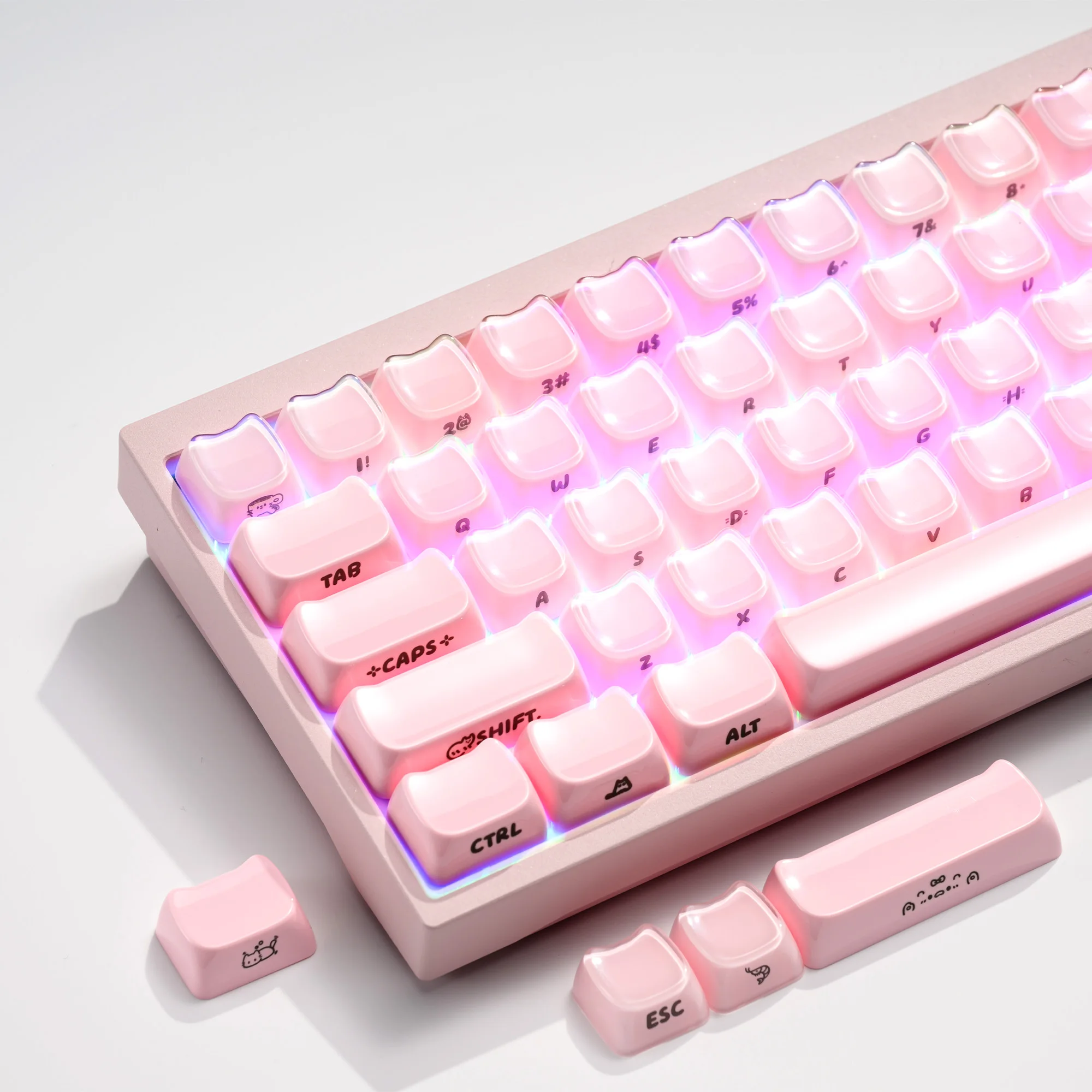 XVX Seitlich Bedruckte MAO Tastenkappen Durchscheinende Rosa Jelly-Tastenkappen für 60/61/63/64/68/75/87/100 Mechanische Tastaturen 119 Tasten