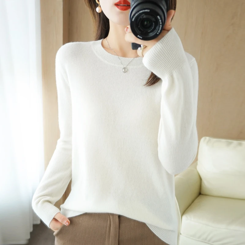 2022 Autumn/Winter Round nNck Sweater Women\'s Long Sleeve Pullover tTin Knitwear Is vVrsatile Loose Slimming Fashion  Foundation