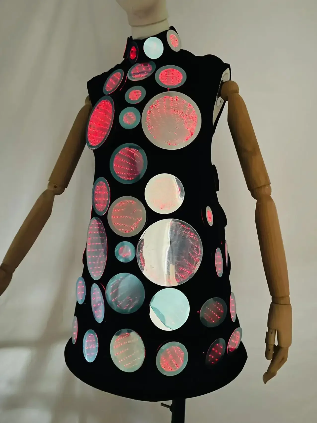

Fluctuate LED Costume for Women LED Dot Simple Elegant Black Dress for Cosplay Dance Show