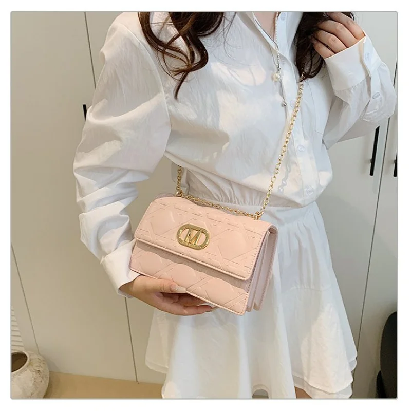 

Women's Hand Bags Crafted From Mountain-Printed Leather Boasting Paris Famous Vintage Neat Spacious Daily Look​