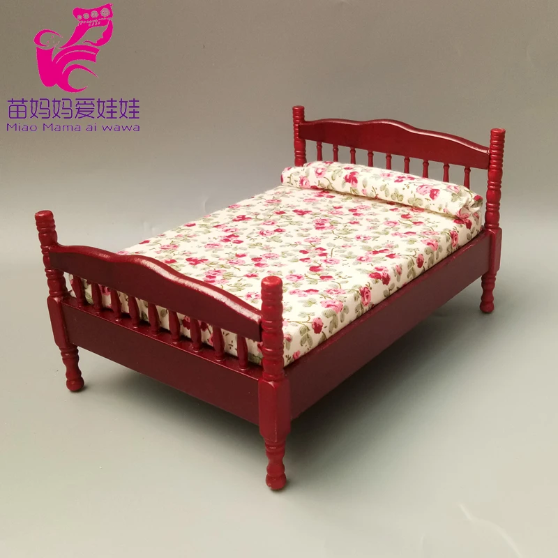 Doll House Mini Furniture Bedroom Micro Scene Model European Style Wooden Fabric Double Bed