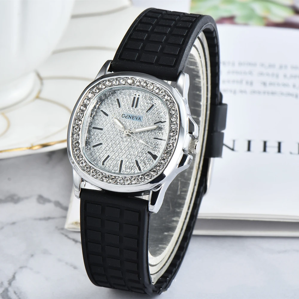 Top Luxury Brand Women\'s Fashion Diamond Watches Casual Sport Watch For Women Ladies Silicone Quartz WristWatch montre femme