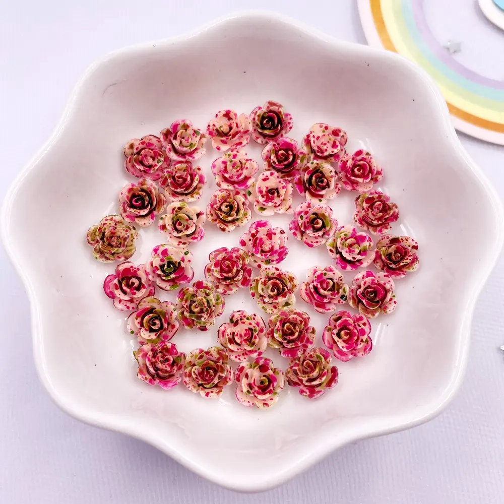 50 Pz Carino 8mm Resina Colorata Stampata Rosa Flatback Fiore Pietra Gemma Scrapbook Figurine di Nozze Applique Mestiere FAI DA TE Unghie artistiche