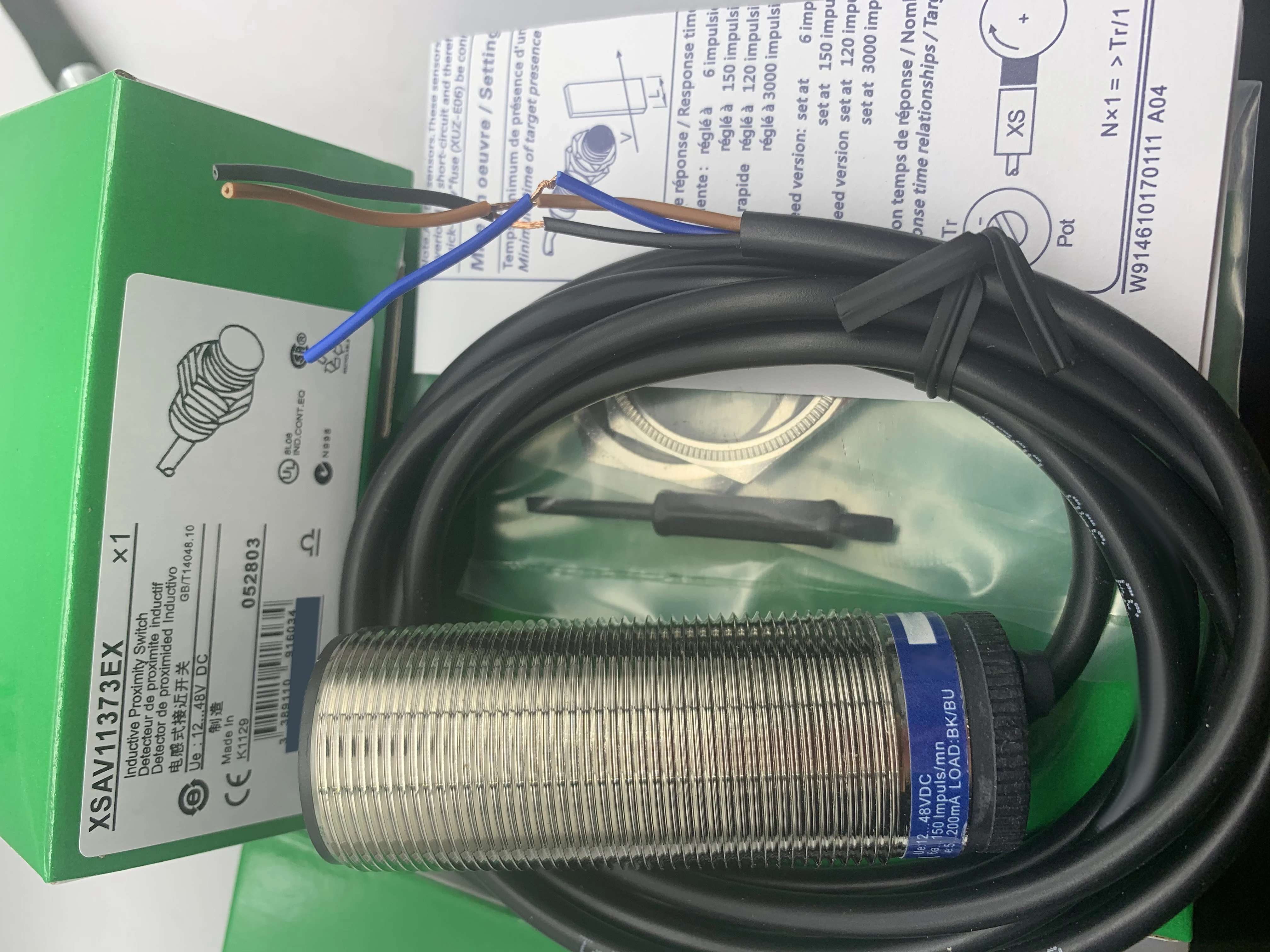 

Новый датчик приближения XSA12373TF XSA-V12373TF в наличии, высокое качество, гарантия от продавца 1 год