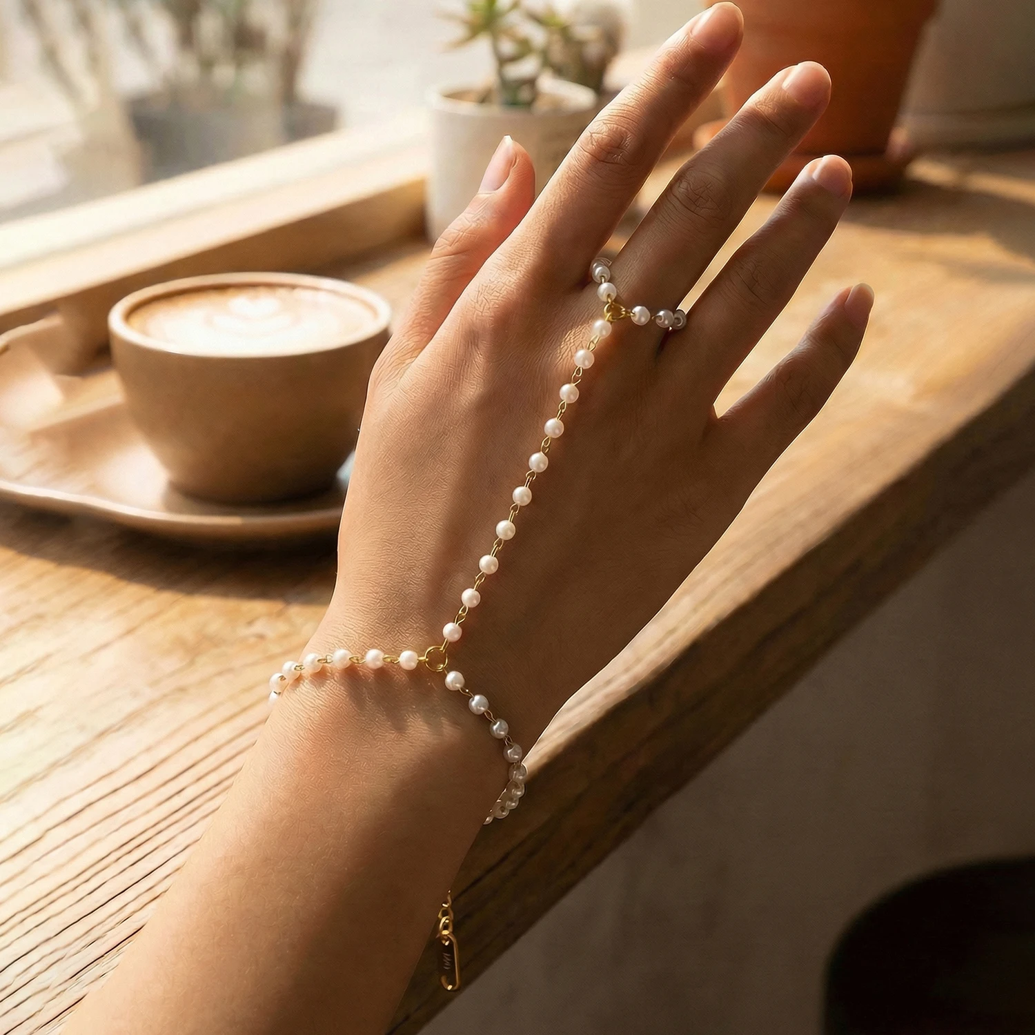 Elegant Faux Pearl Bracelet, 18K Gold Plated Stainless Steel Chain Link Bracelet, Women’s Party Wedding Hypoallergenic Jewelry