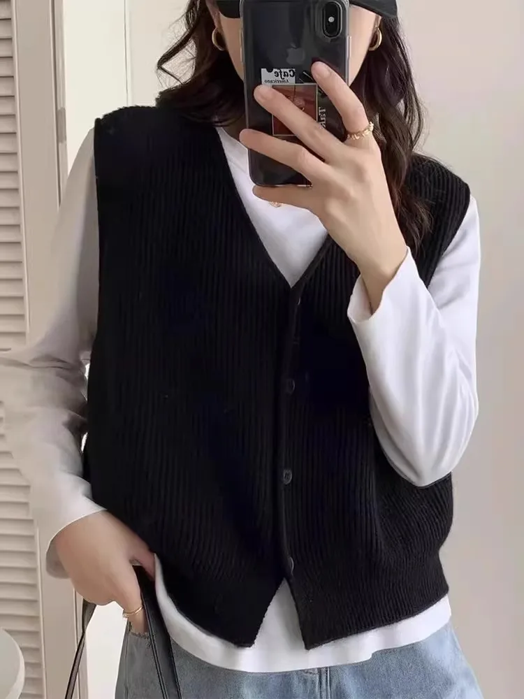 Autumn Knitted Cardigan Women's Sweater Vest Fashionable Outerwear Shirt Layering V-neck Regular Length Single Button Closure